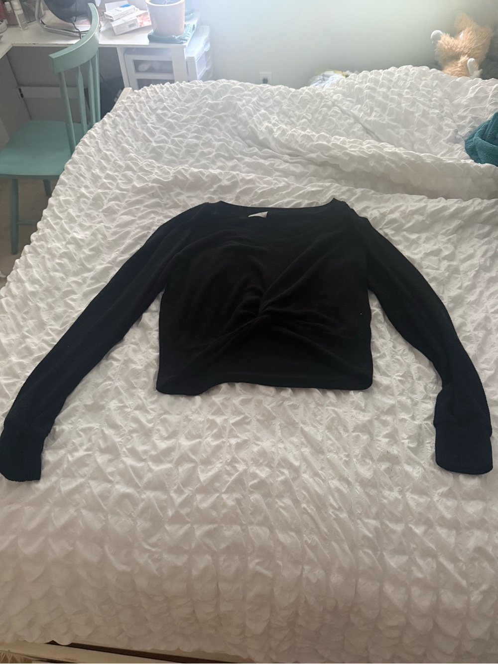 Black V-Neck Cropped Long Sleeve Top
